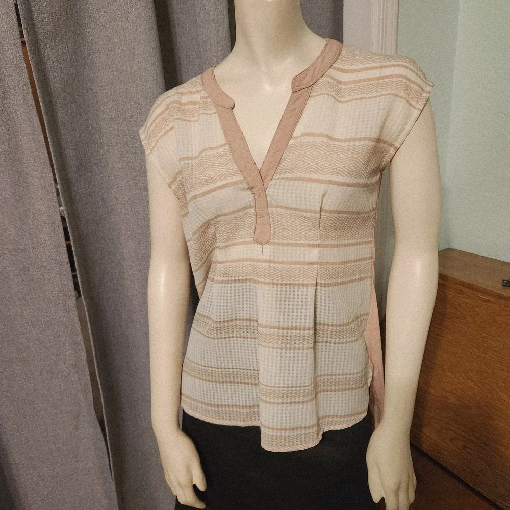 Anthropologie Postmark Striped With Contrast Soft Pink Back High‎ Low XS Whimsy - Picture 2 of 10
